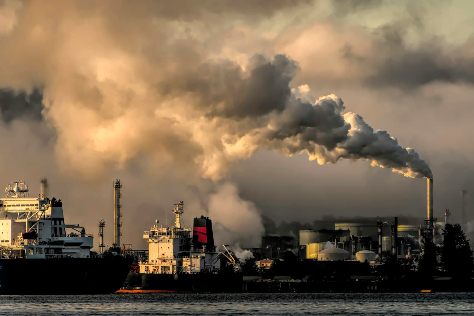Oil refinery and industrial energy facility with remote OT monitoring needs